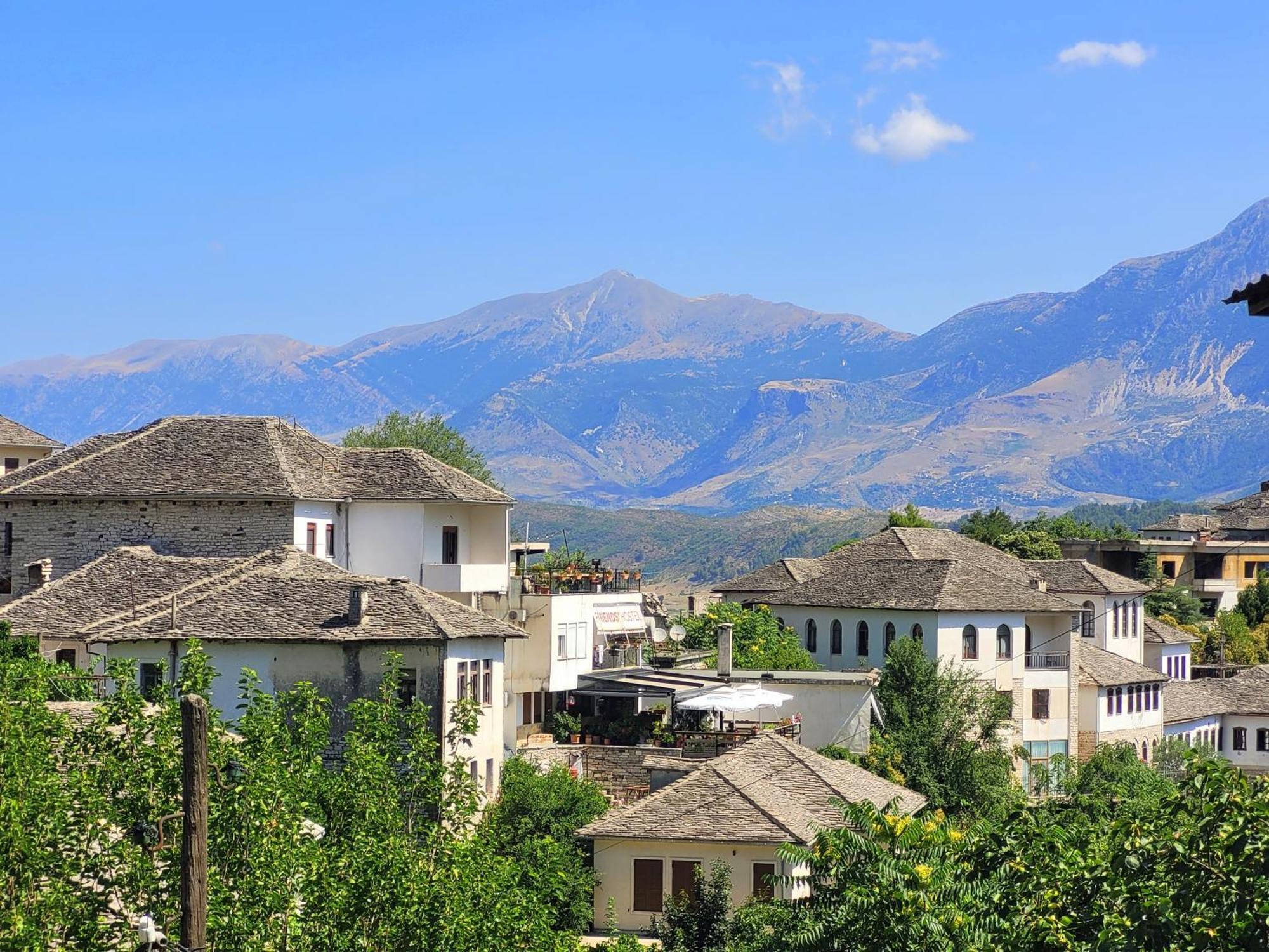 Marbi Guest House Gjirokastër Exterior foto